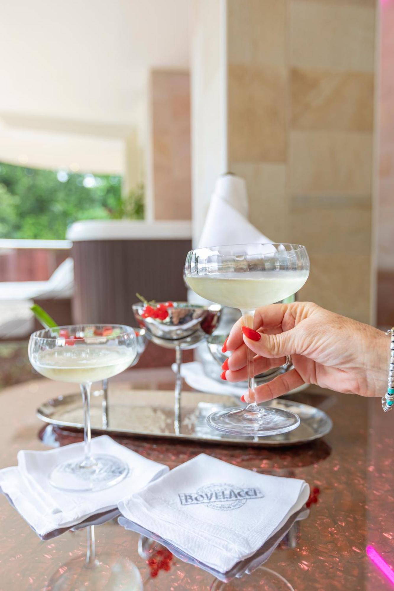 Boutique Hotel Paradiso Bovelacci Milano Marittima Eksteriør bilde